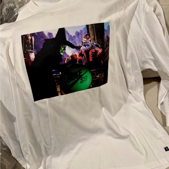Nike Sb x Wizard Of Oz Skate Jam Exclusive T Shirt - Rare Size 2XL